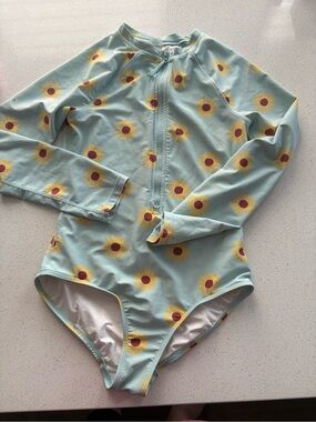 Old Navy Sunflower girls Long-Sleeve Girls Rashguard Swimsuit